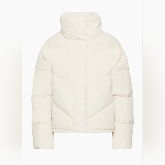 Aritzia Wilfred the cloud puff - Picture 13 of 14